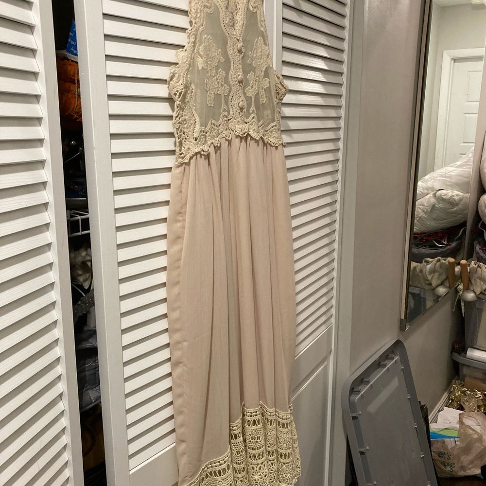 Audrey brand boho cream dress size Medium. Never worn